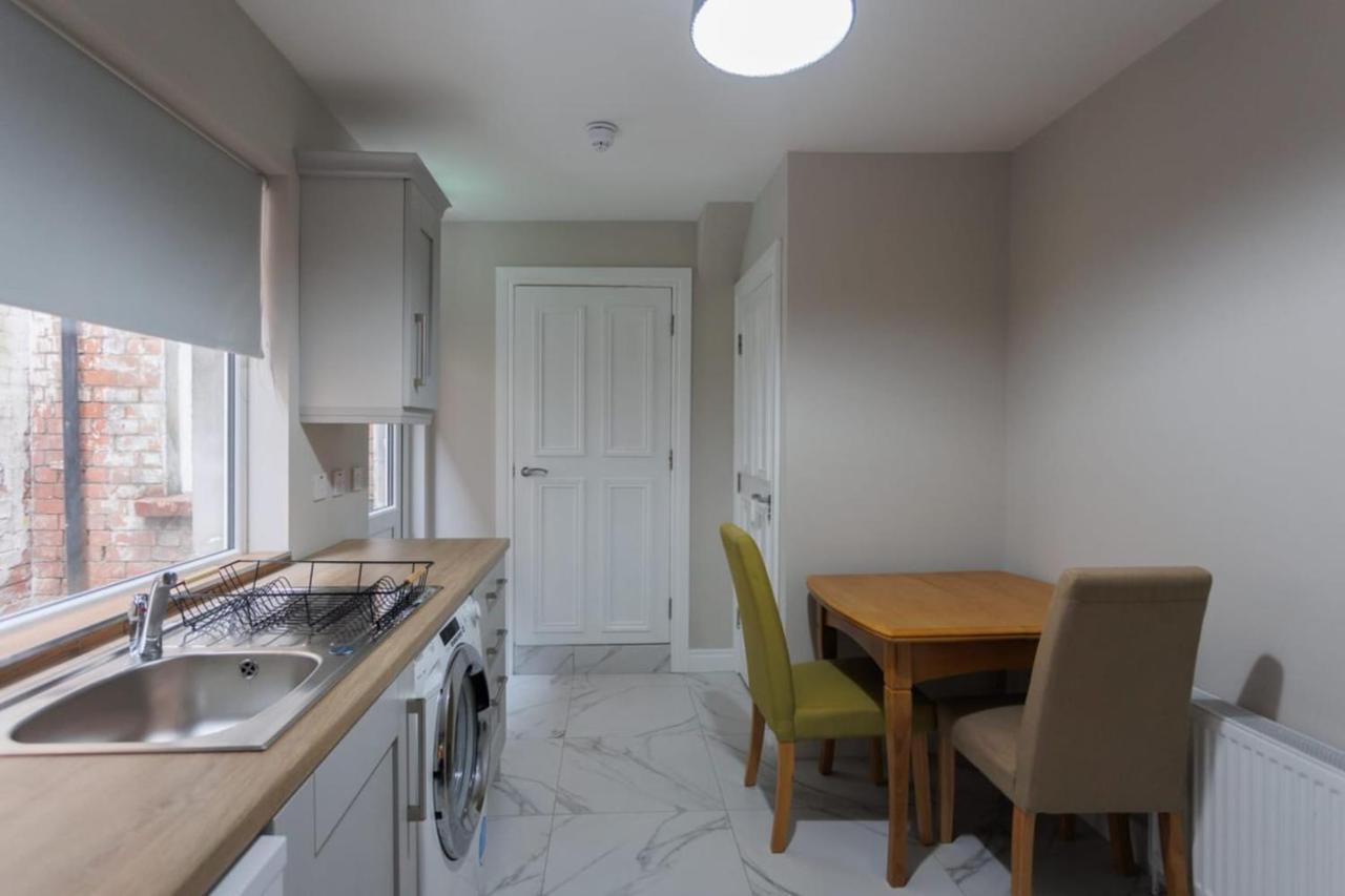 Chic Studio Apartment Central Belfast Sleeps 2. Ngoại thất bức ảnh